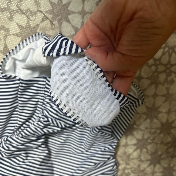 NIP Tuck Women's Sorrento Stripe Joanne One Piece Swimsuit Size 10 - Picture 9 of 9